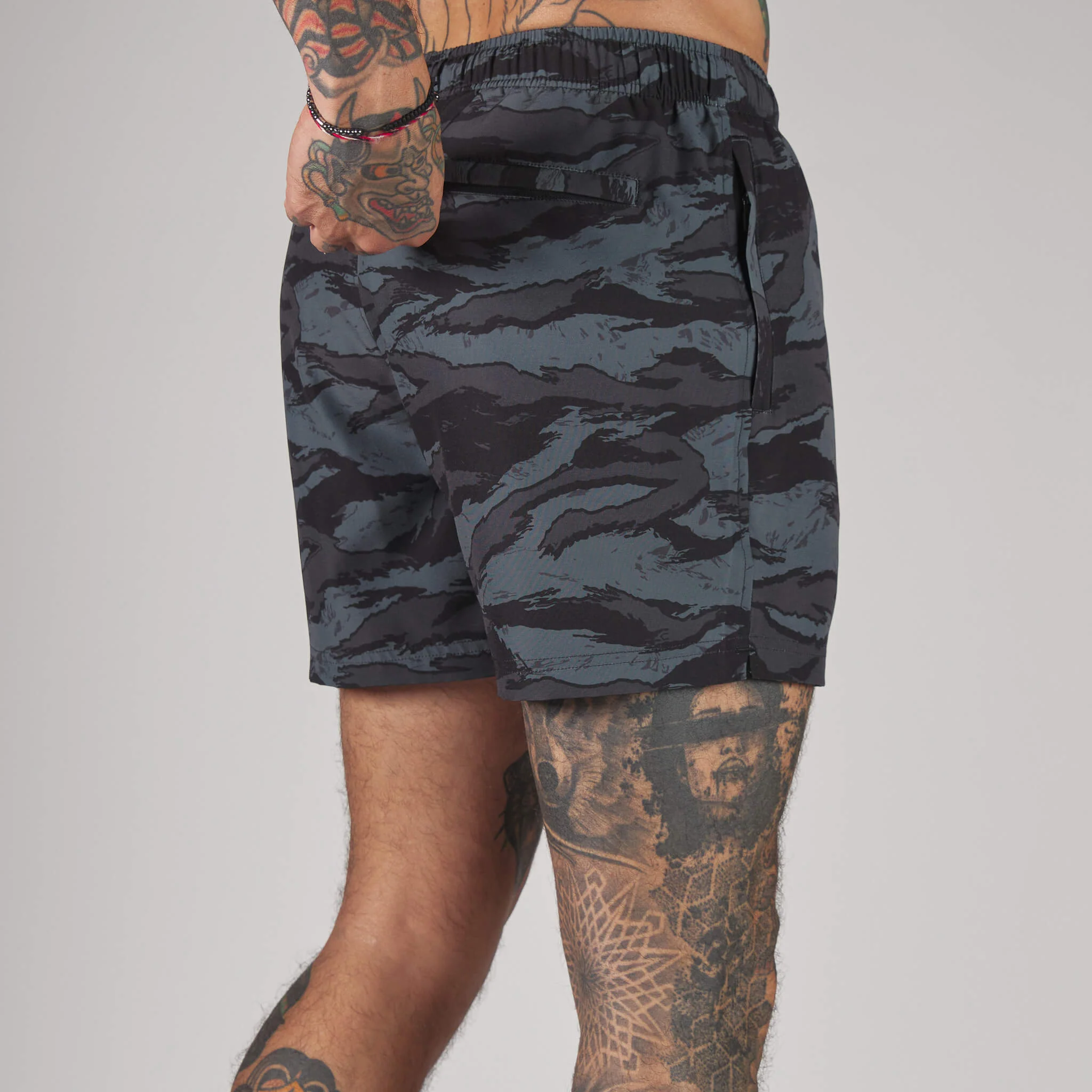 (New) Tiger Camo Shorts - Black 6 (New) Tiger Camo Shorts - Black